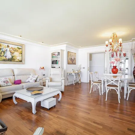 Апартаменти Atardecer *